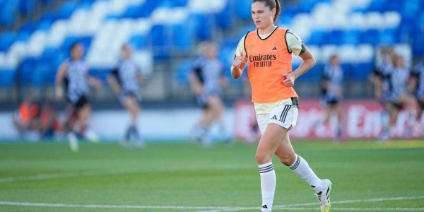 阿尔巴·雷东多闪耀欧冠，助皇马女足大胜罗马