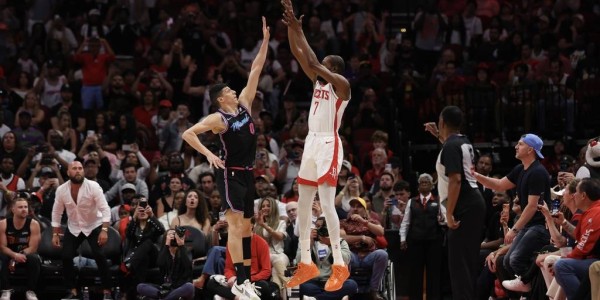 杜兰特射落底角三分 生涯总得分32294超乔丹升历史第五