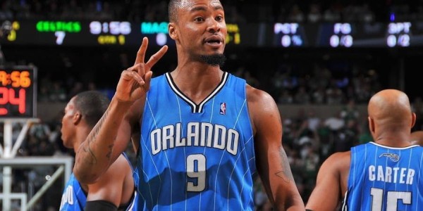 前NBA神射刘易斯 被任命为马刺球员发展教练